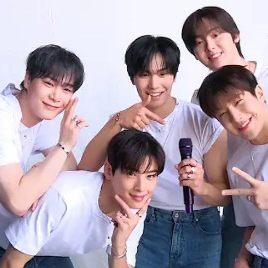 ASTROの最近の活動写真