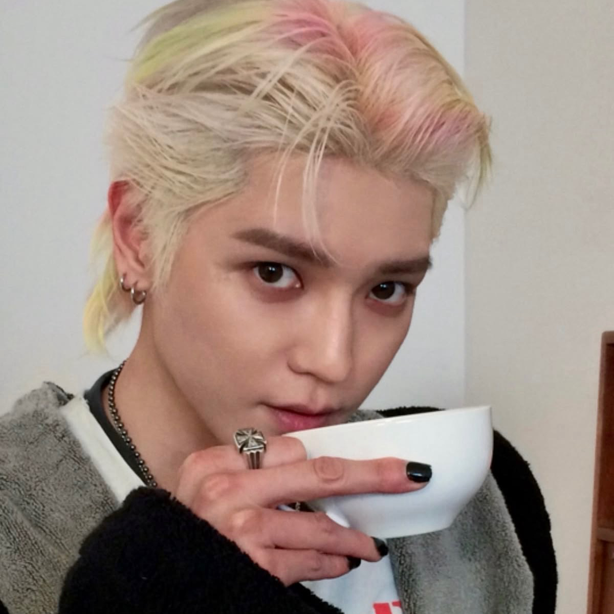 A moment captured by Taeyong (NCT 127)'s fan
