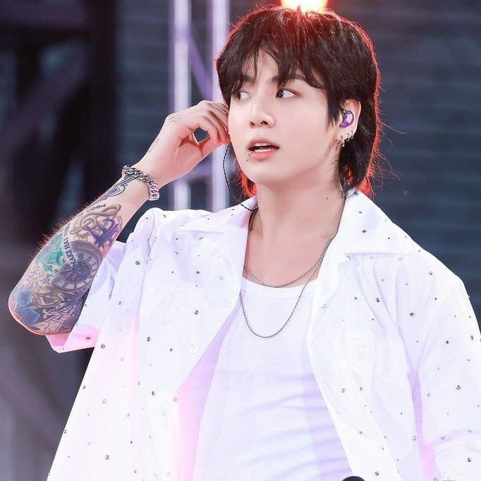 Latest photo of Jungkook (BTS)