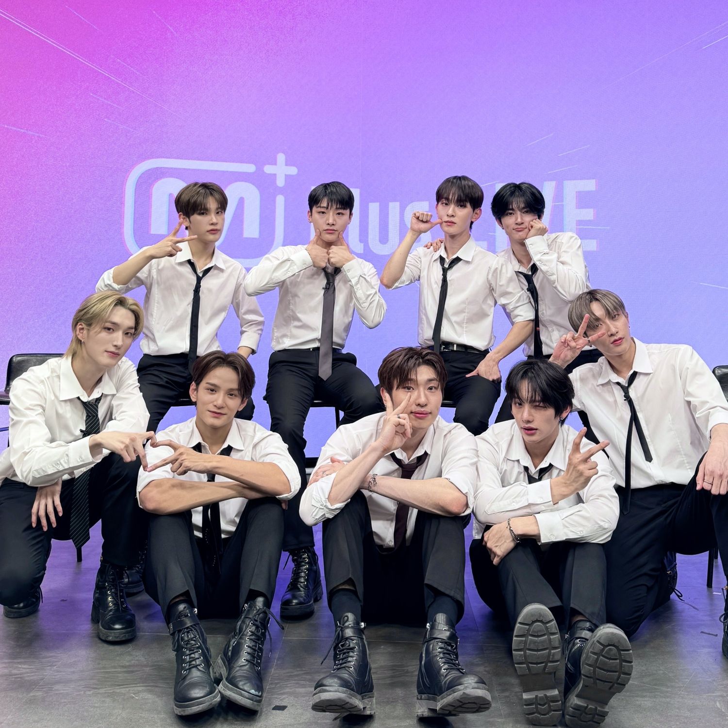 Hot post catching attention from XODIAC's fandom