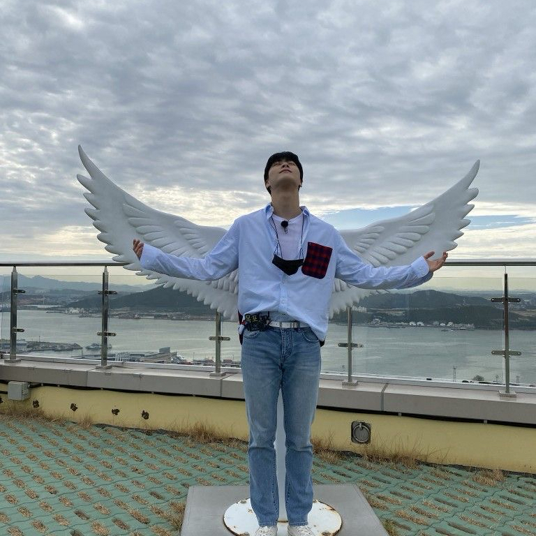 A moment captured by Moonbin (ASTRO)'s fan