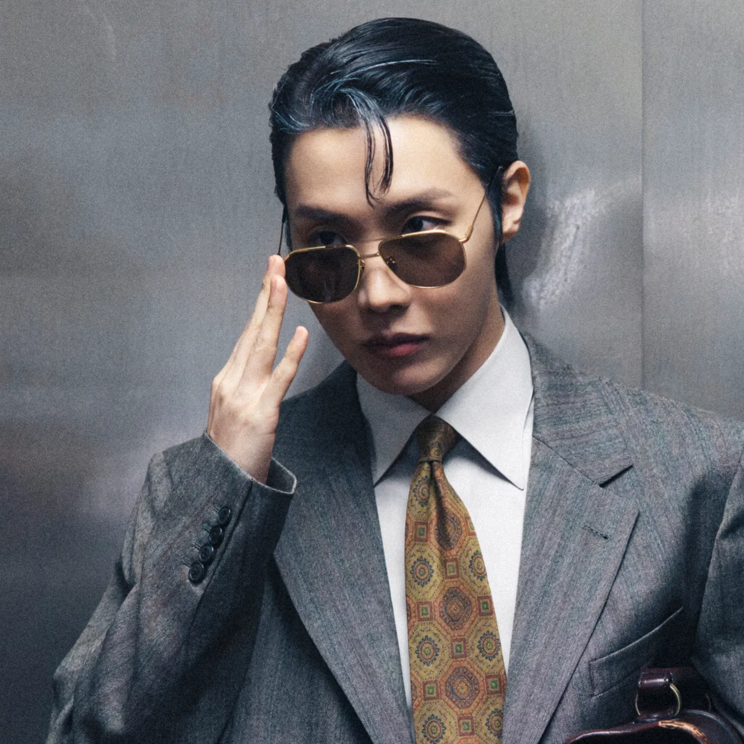 Foto aktivitas terbaru j-hope (BTS)