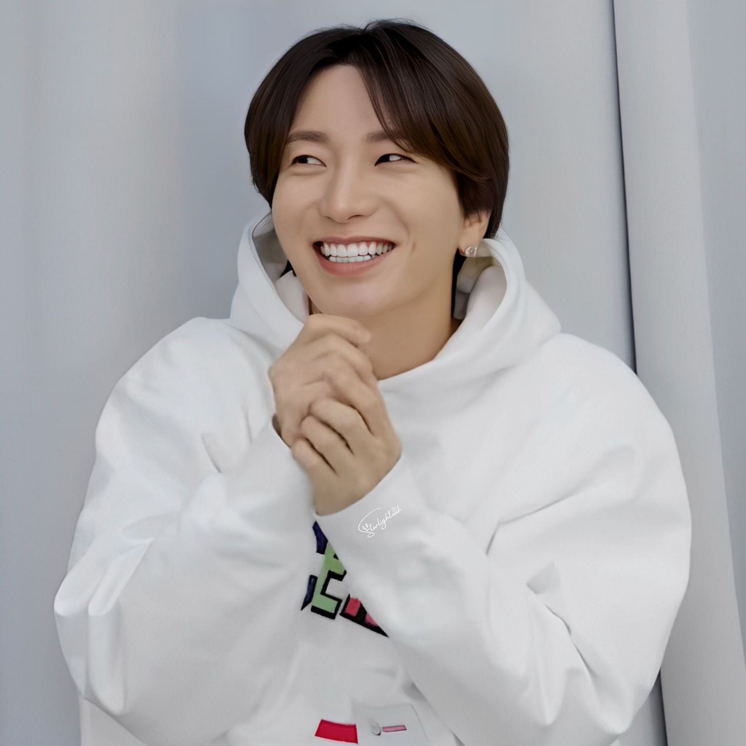 Recent activity shot of Leeteuk (Super Junior)