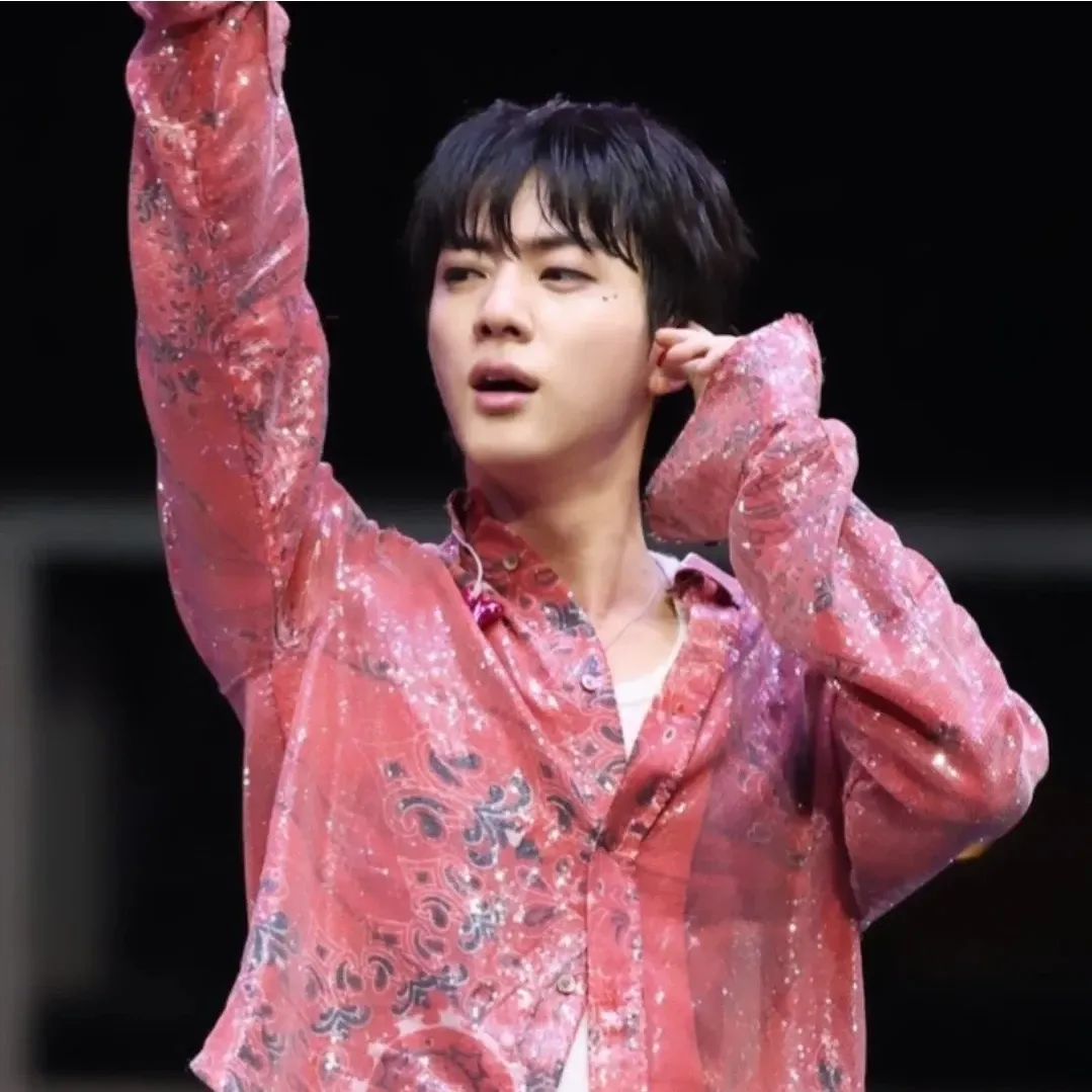 Potret di balik layar Jin (BTS)