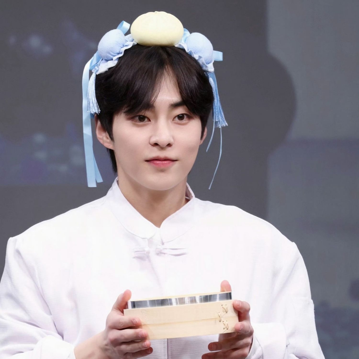 A moment captured by Xiumin (EXO)'s fan