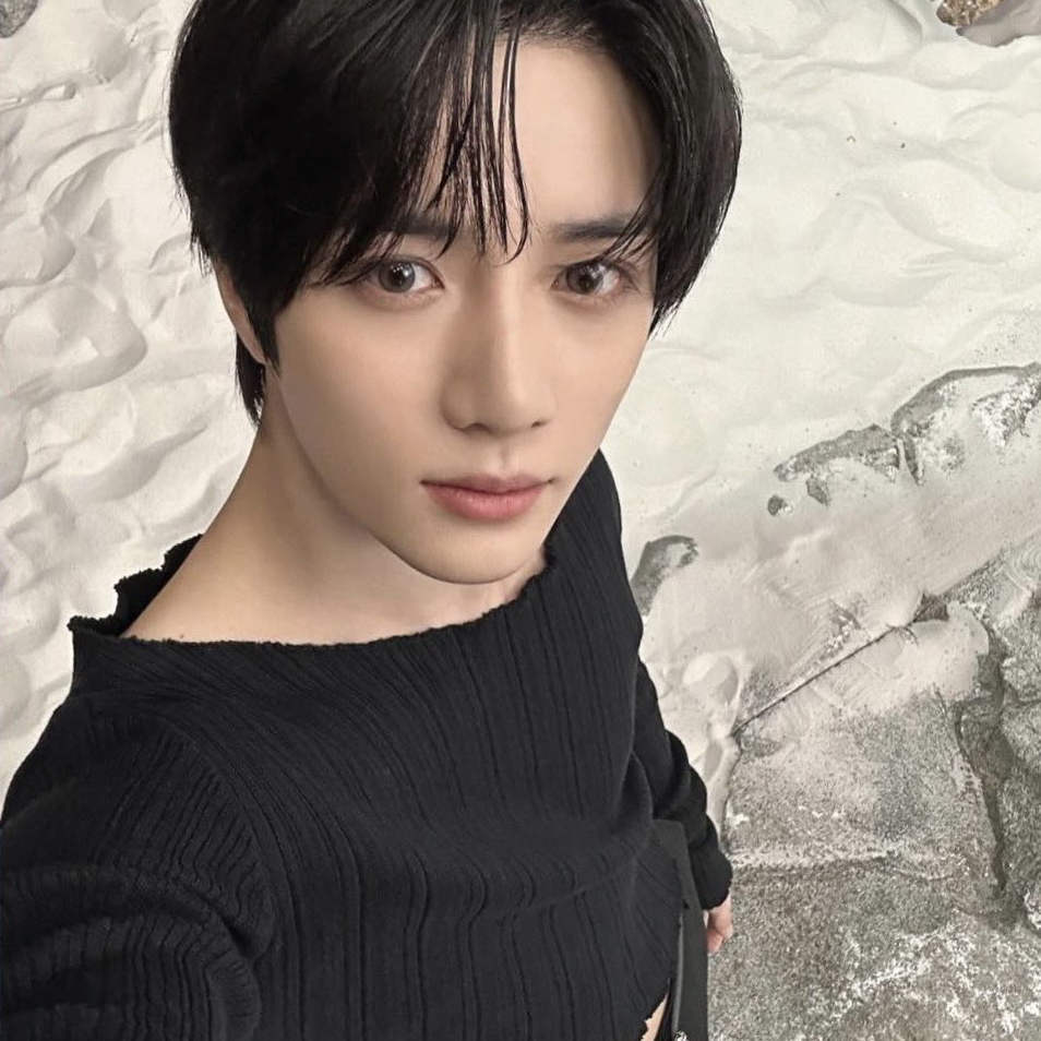 Recent activity shot of Beomgyu (TOMORROW X TOGETHER)