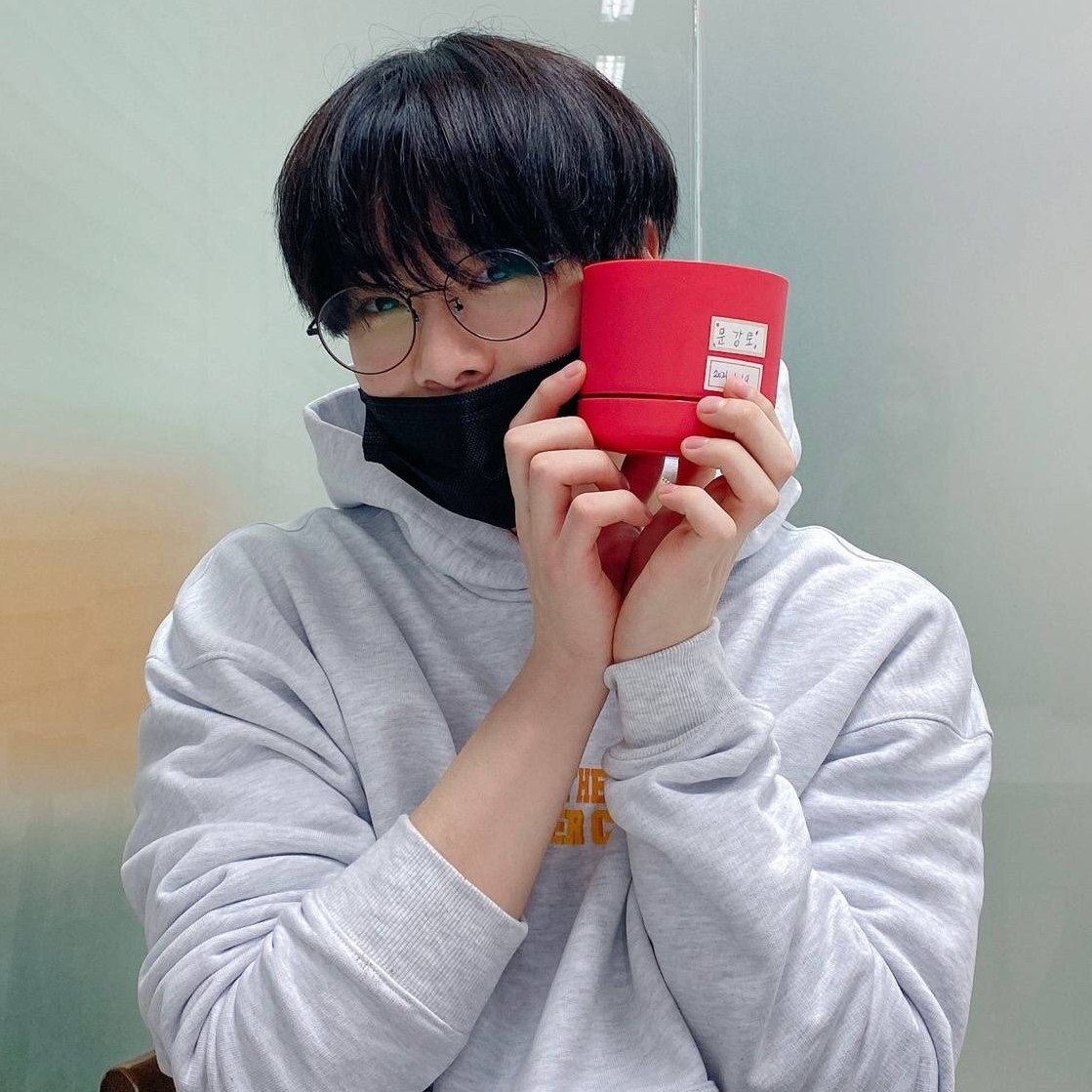 Behind-the-scenes cut of Moonbin (ASTRO)