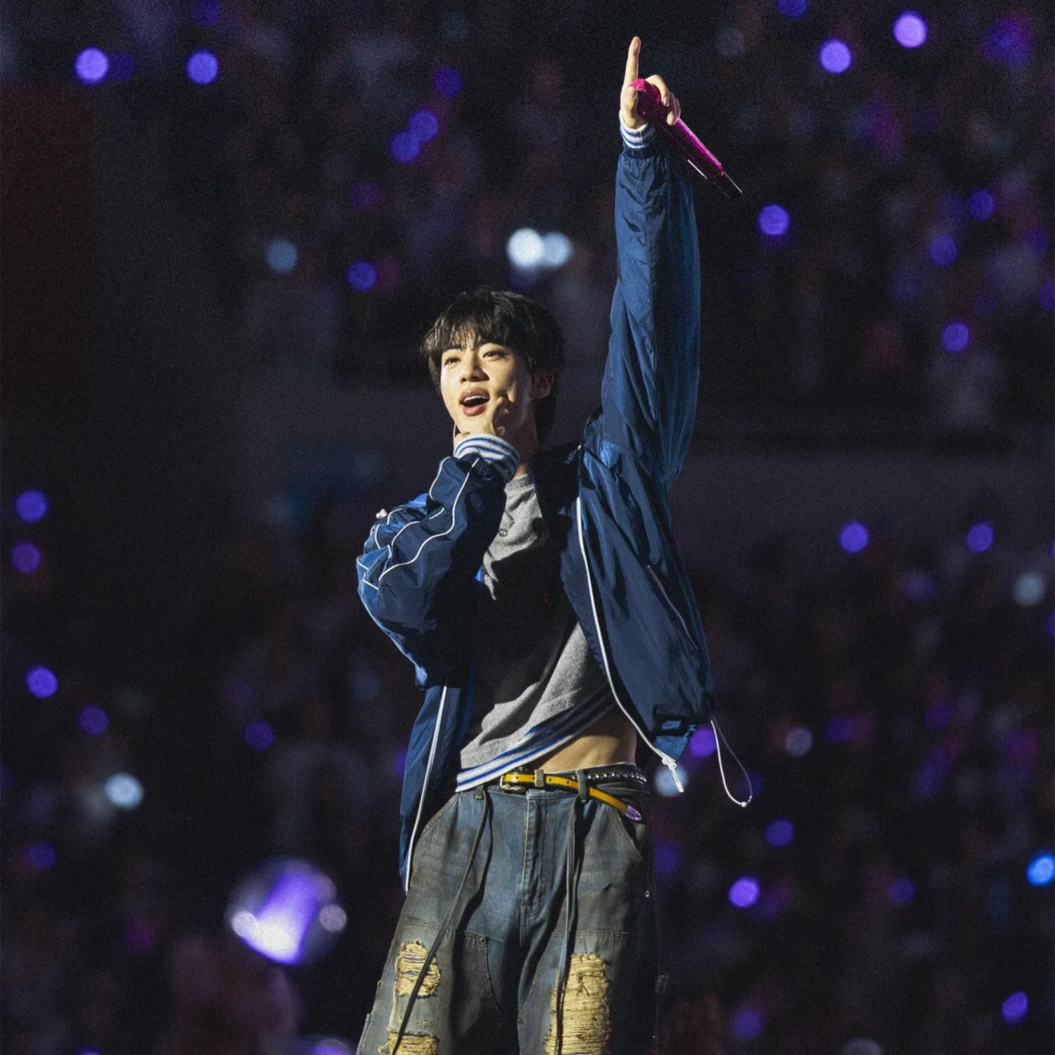 Behind-the-scenes cut of Jin (BTS)