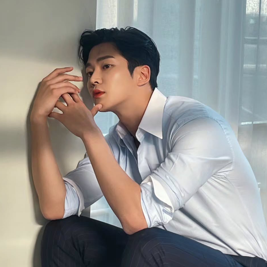 ロウンの最新写真