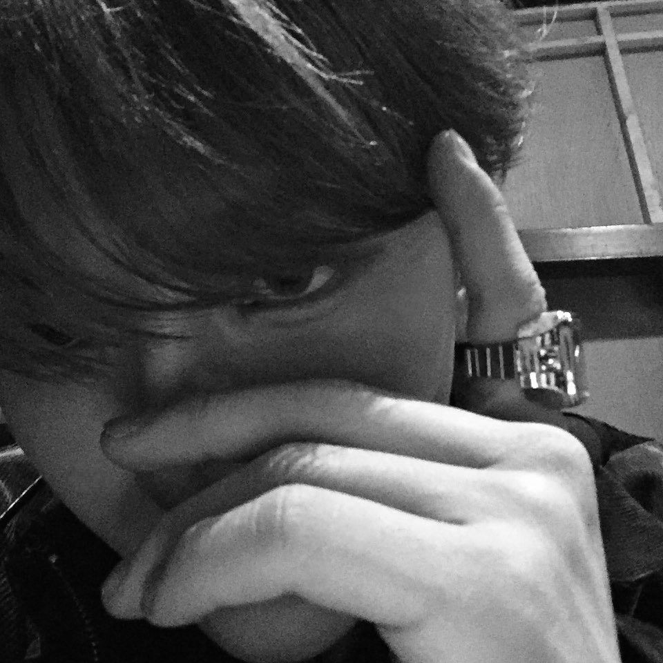 A moment captured by He Xinlong (ALPHA DRIVE ONE)'s fan