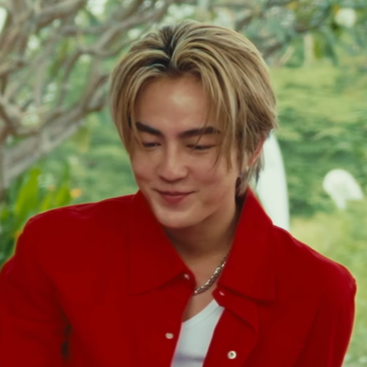 Behind-the-scenes cut of Heart (BUS)