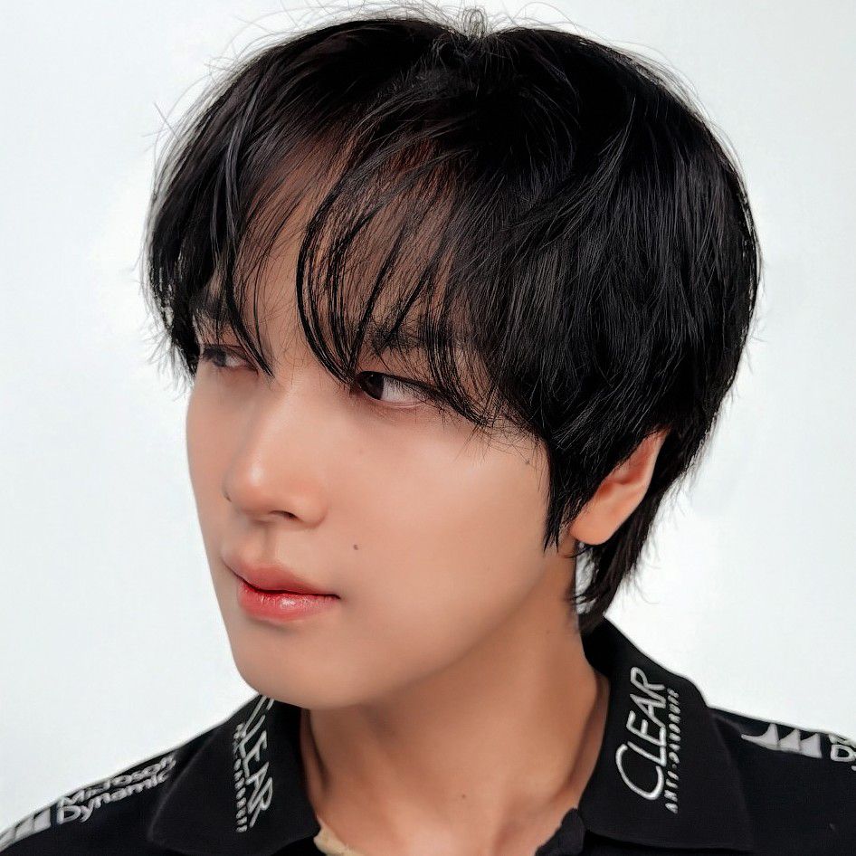 Behind-the-scenes cut of Haechan (NCT 127, NCT DREAM)