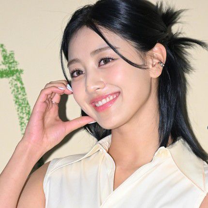 A moment captured by Jihyo (TWICE)'s fan