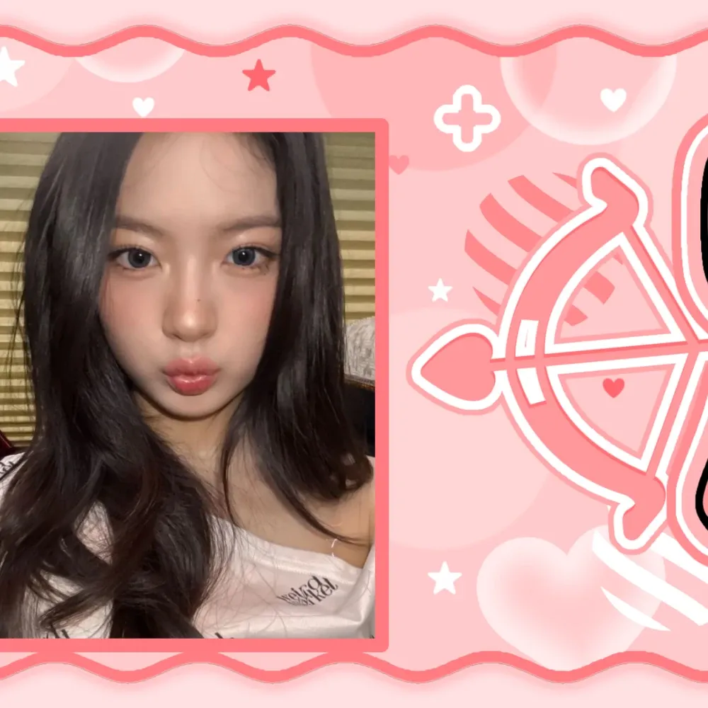 A moment captured by KYA (KiiiKiii)'s fan