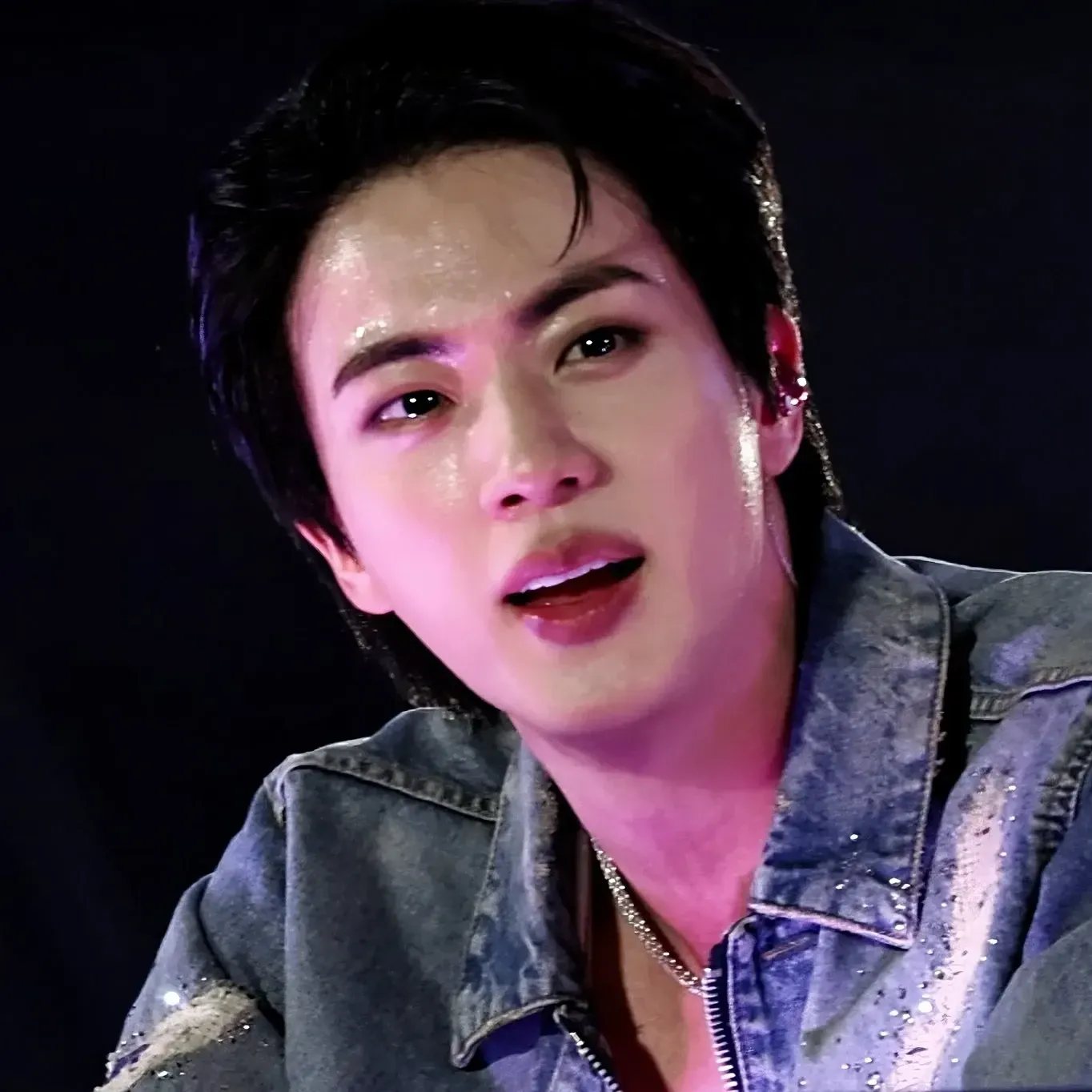 Foto terbaru Jin (BTS)