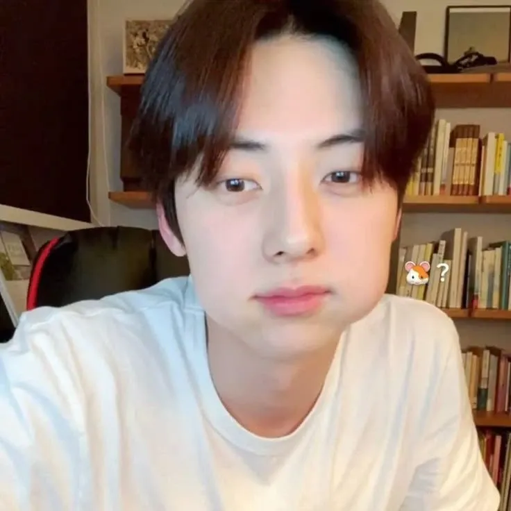 Latest photo of Hwang Minhyun