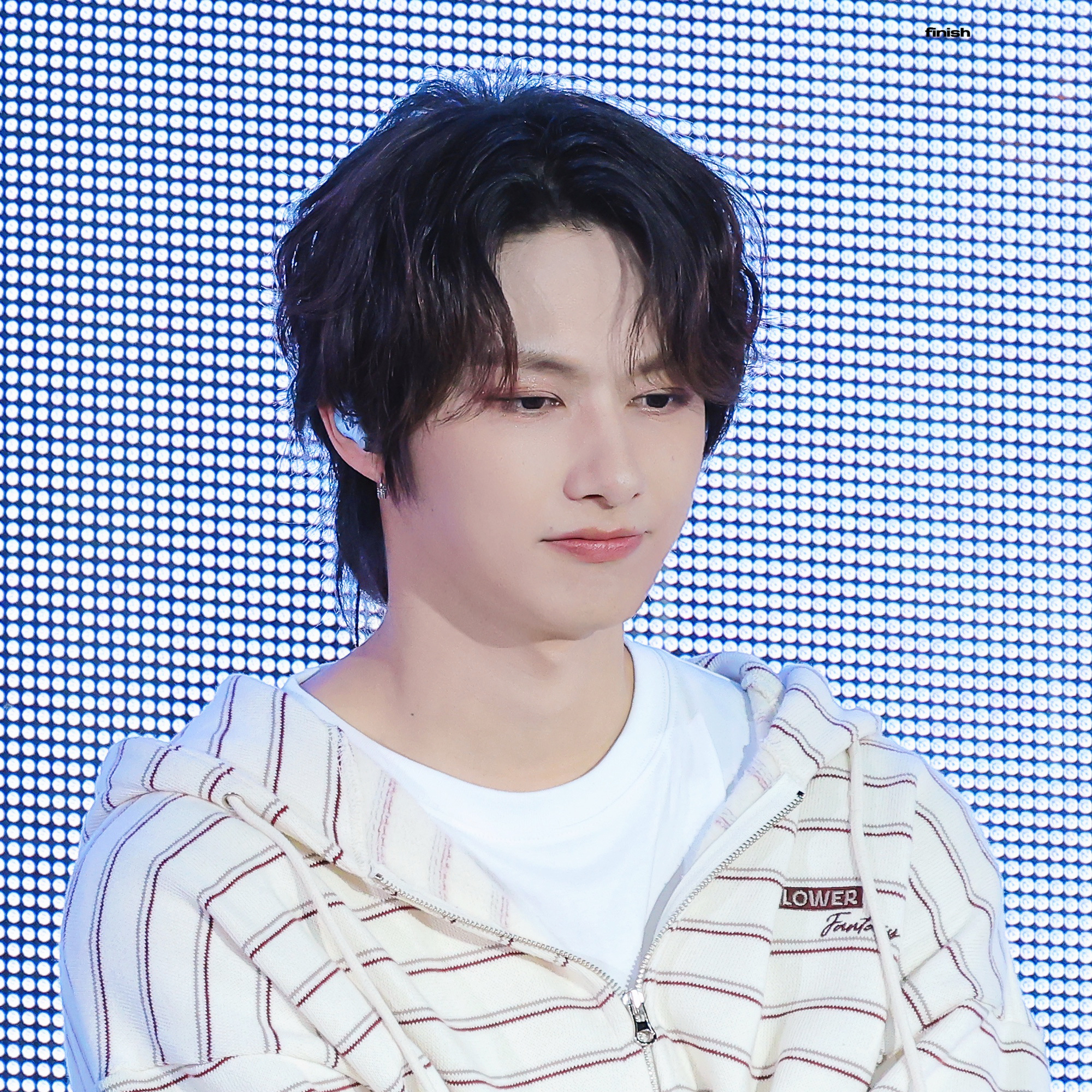 A moment captured by Jun (SEVENTEEN)'s fan