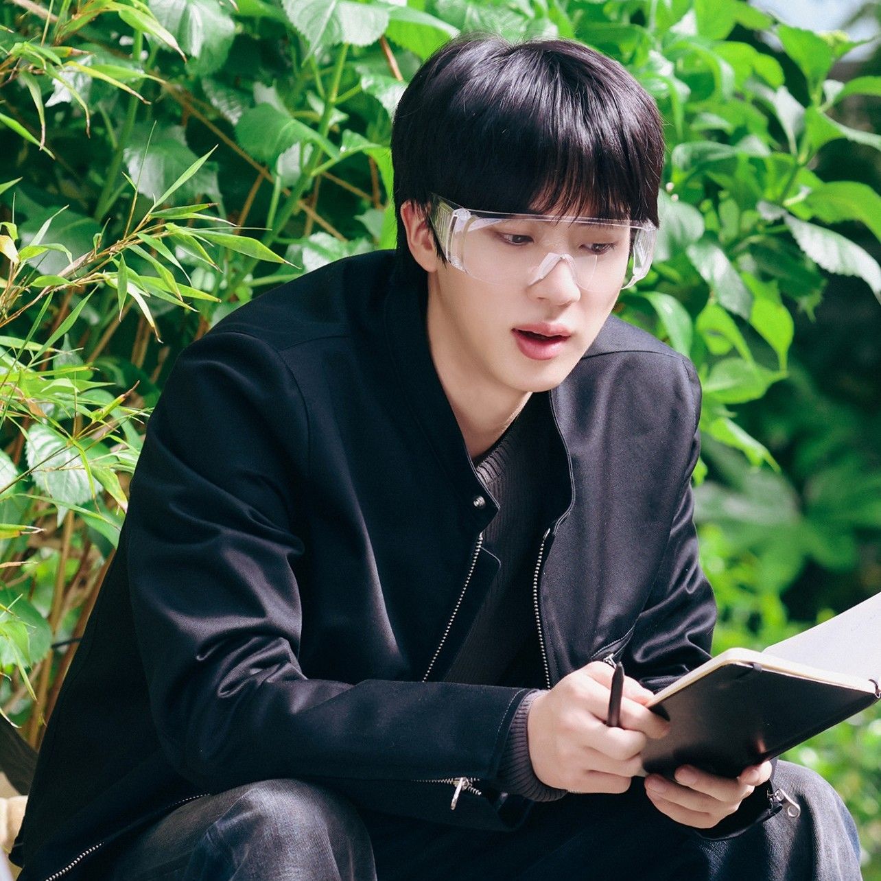 Foto terbaru Jin (BTS)