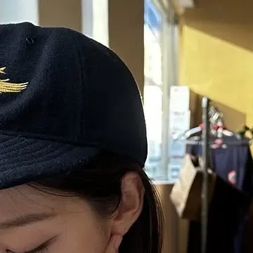 A moment captured by Jeong Yein (Lovelyz)'s fan