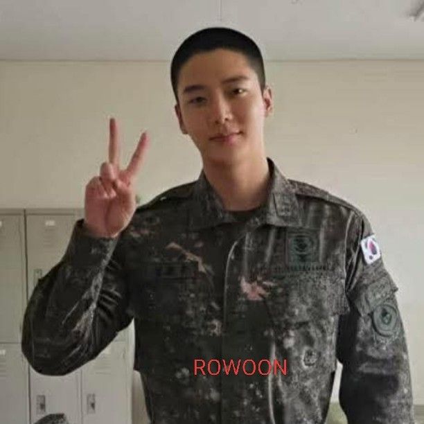 로운의 비하인드 컷