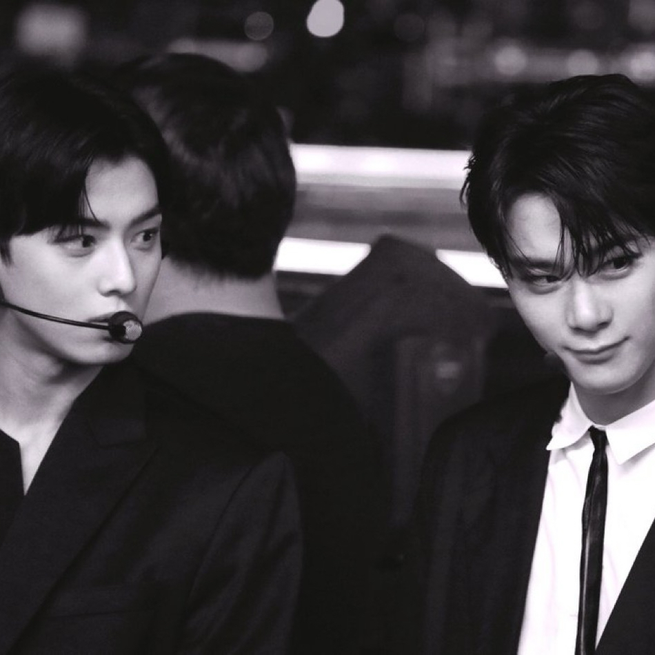 Latest photo of Moonbin (ASTRO)