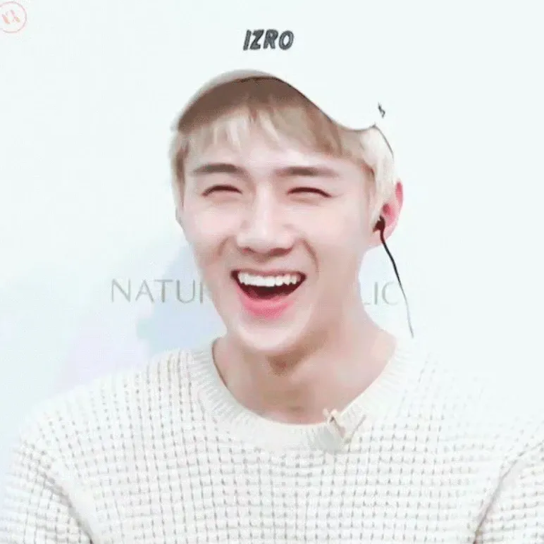 세훈 (EXO)의 최신 사진