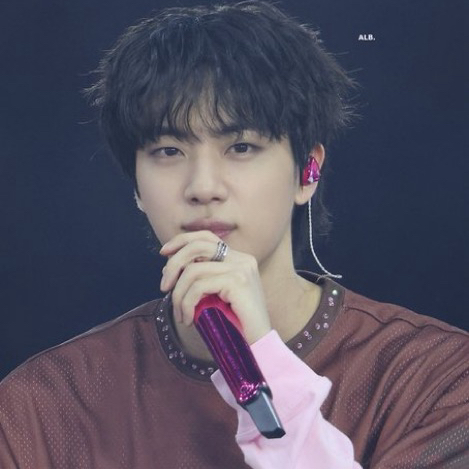 진 (방탄소년단)의 최신 사진