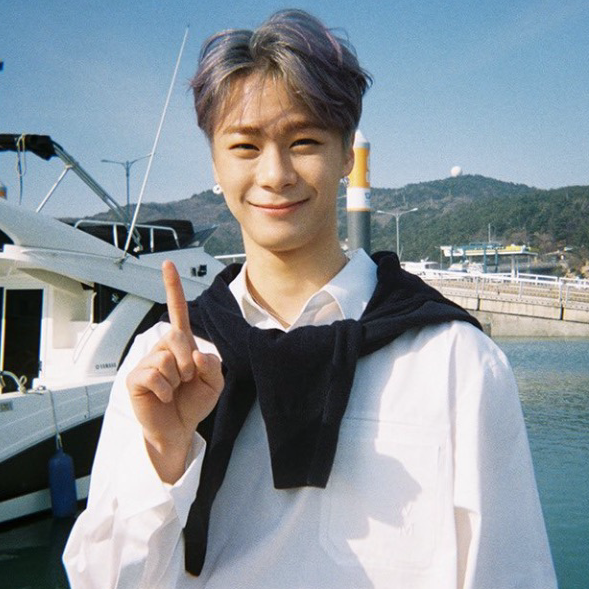 A moment captured by Moonbin (ASTRO)'s fan