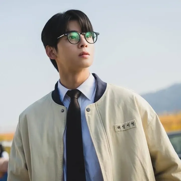 Latest photo of Eunwoo (ASTRO)