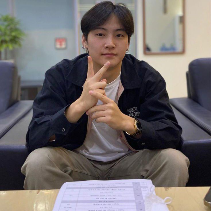 A moment captured by JAY B (GOT7)'s fan