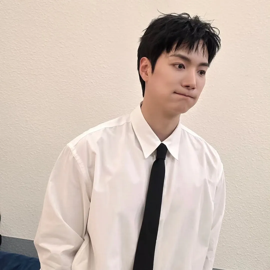 Latest photo of Kim Jonghyeon