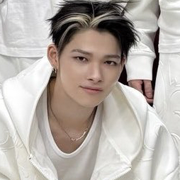 니키 (ENHYPEN)의 비하인드 컷