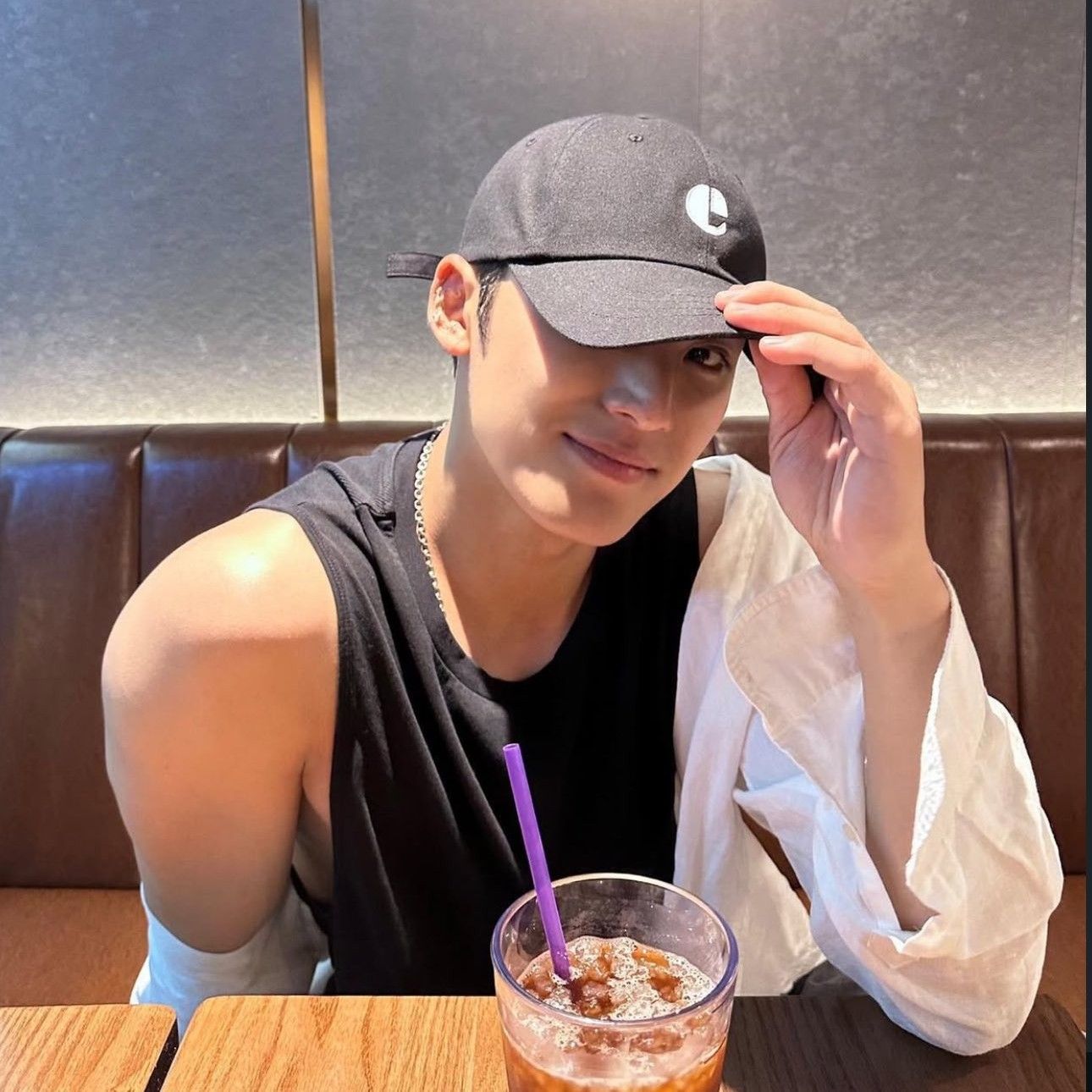 Behind-the-scenes cut of Mingyu (SEVENTEEN)