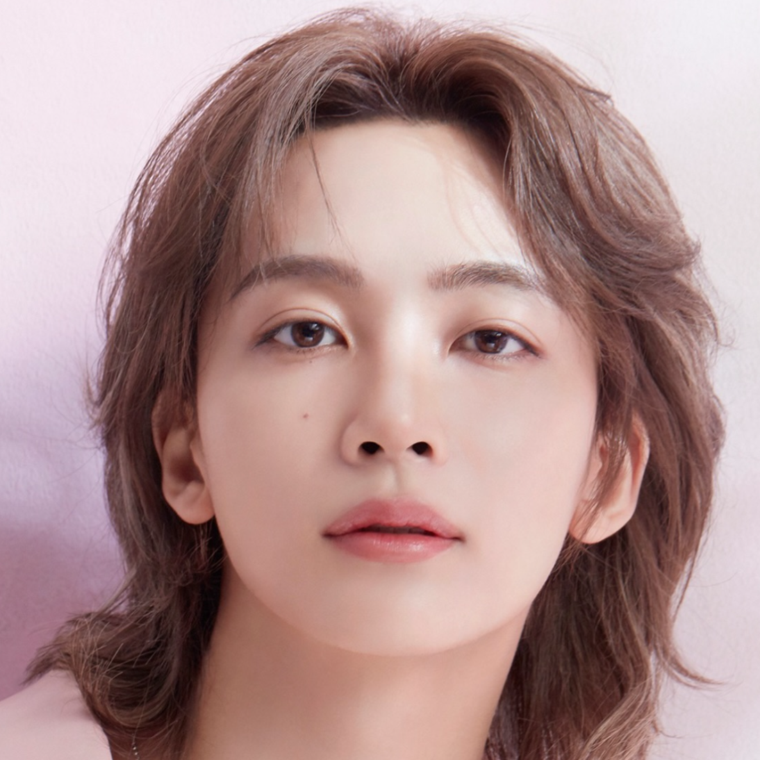 Latest photo of Jeonghan (SEVENTEEN)