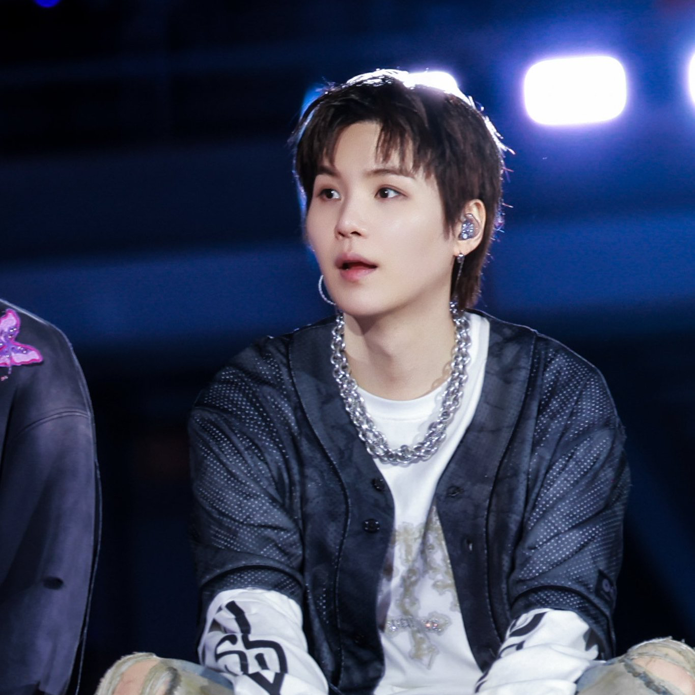 SUGA (防彈少年團)的幕後花絮