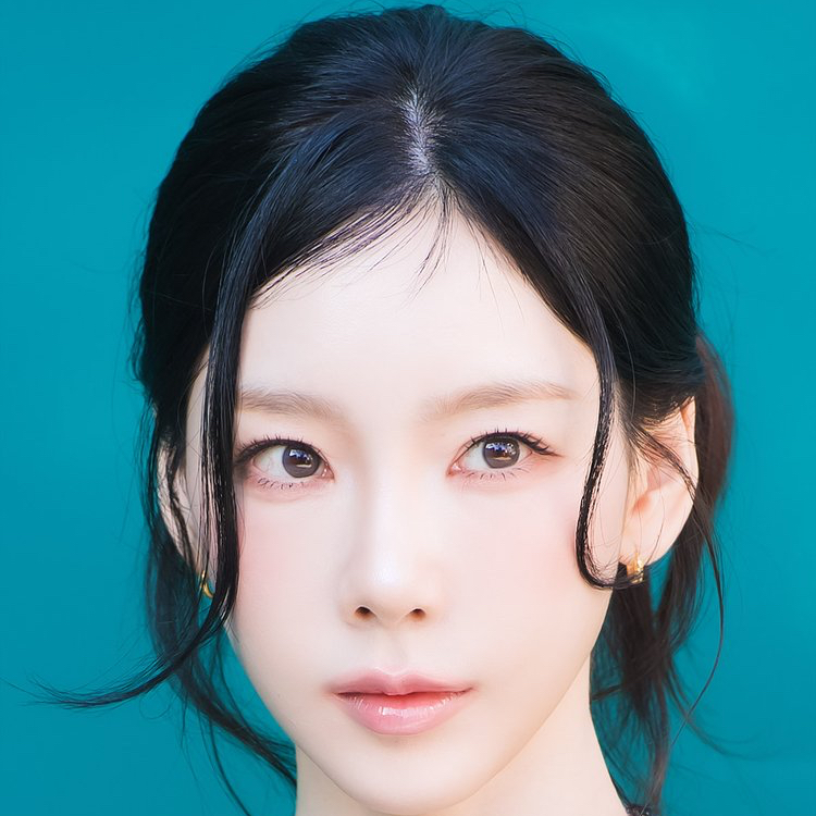 Behind-the-scenes cut of Taeyeon (Girls' Generation)