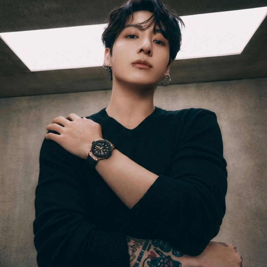 Foto aktivitas terbaru Jungkook (BTS)
