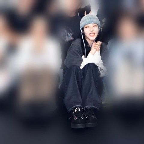 玟星 (MAMAMOO)的最新活動照片