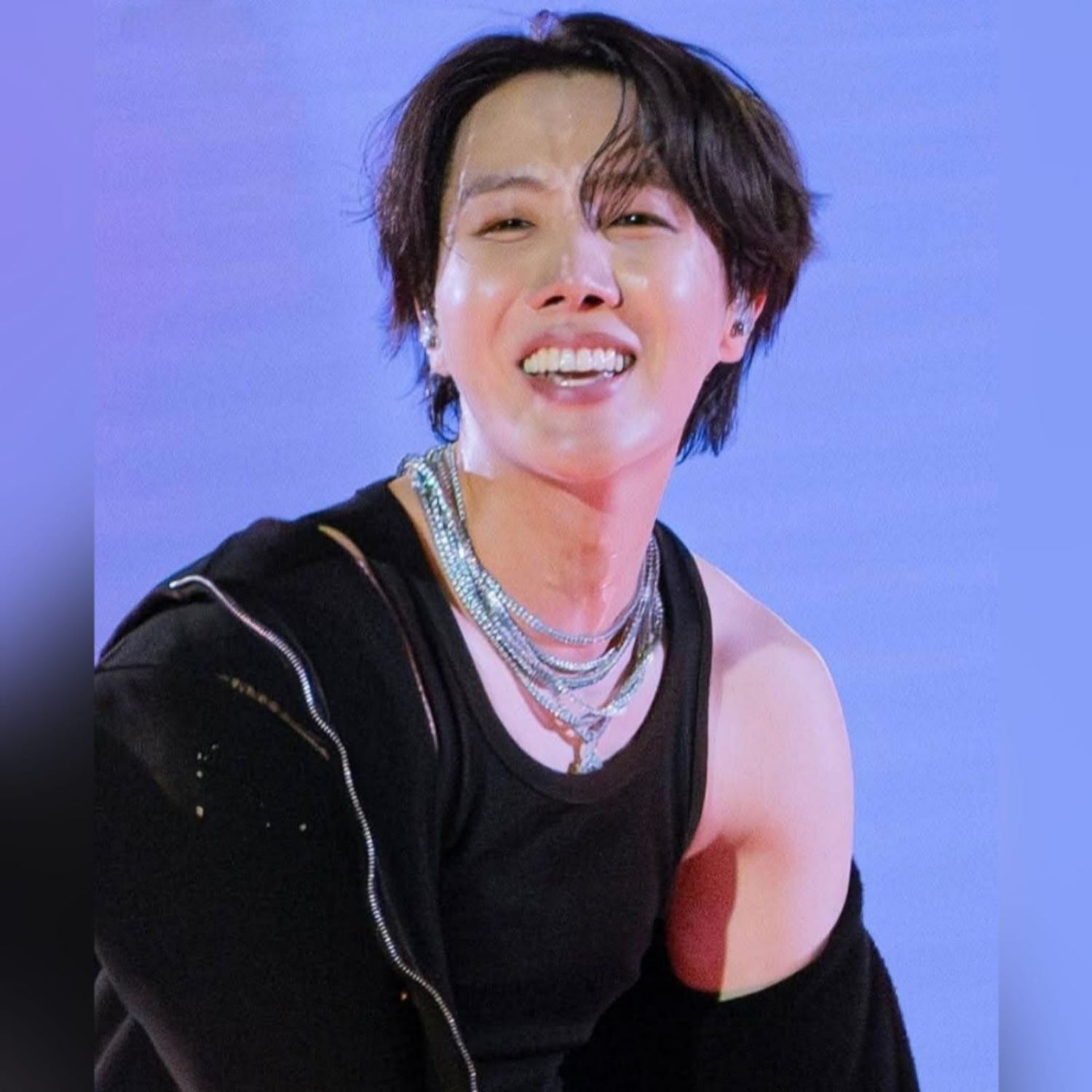 Foto terbaru j-hope (BTS)