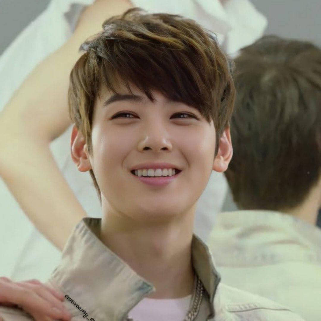 Must-see popular post of 차은우 (아스트로), your favorite