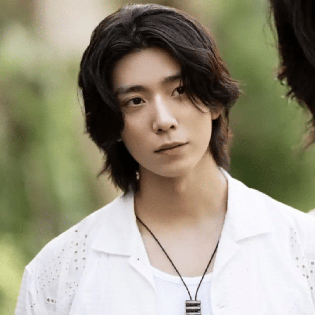 Behind-the-scenes cut of Hwiyoung (SF9)