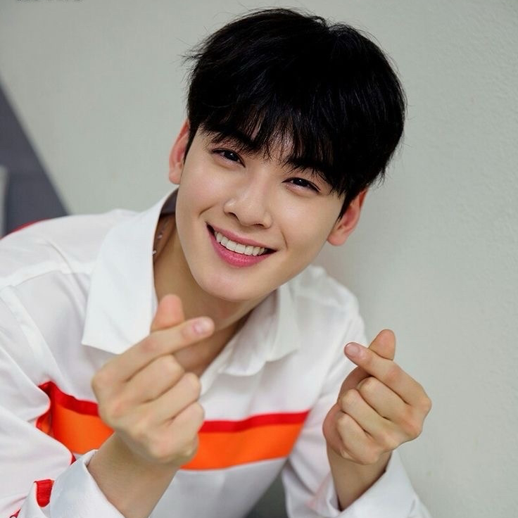 Latest photo of Eunwoo (ASTRO)
