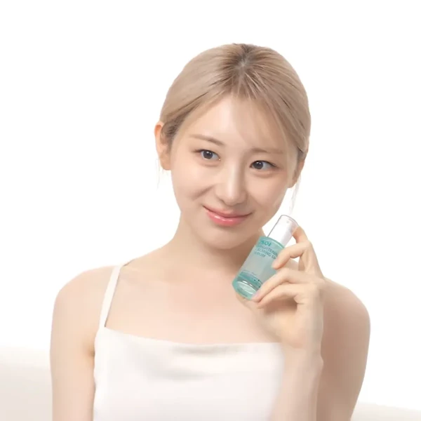 Signature photo of Lee Chaeyeon capturing their charm