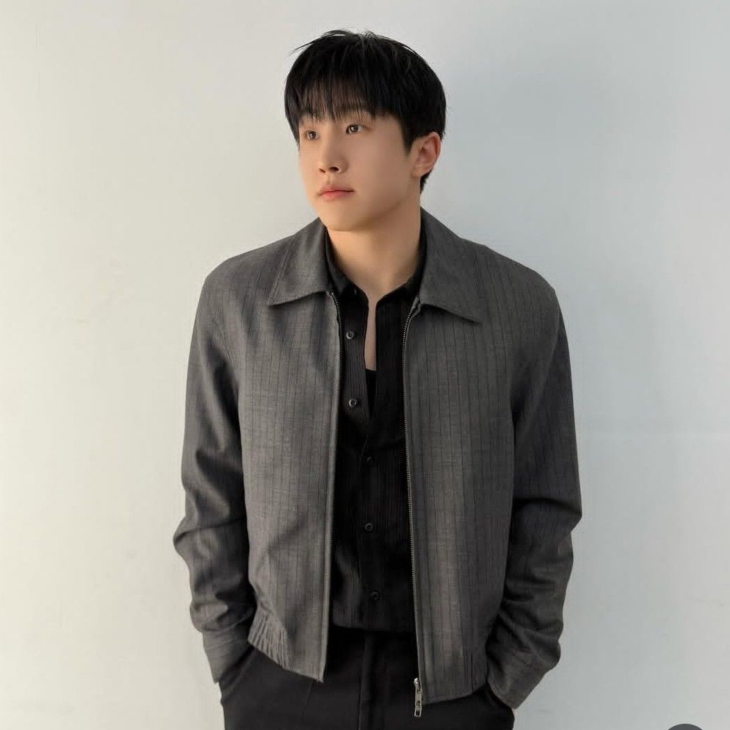 Behind-the-scenes cut of Jinjin (ASTRO)