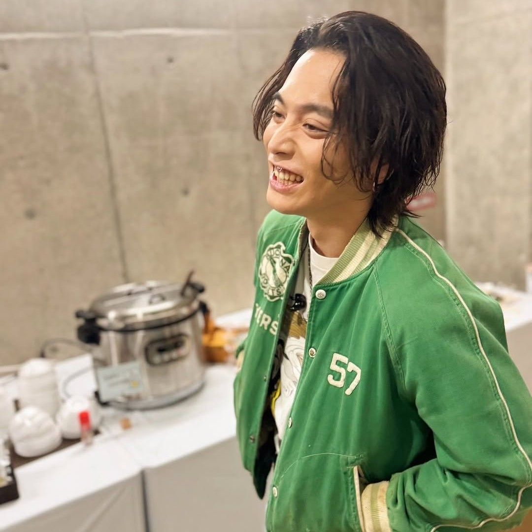 Behind-the-scenes cut of Yuuri