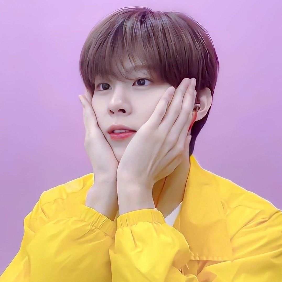 キム・ウソクの舞台裏ショット