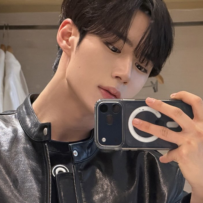 A moment captured by Kim Junseo (ALPHA DRIVE ONE)'s fan