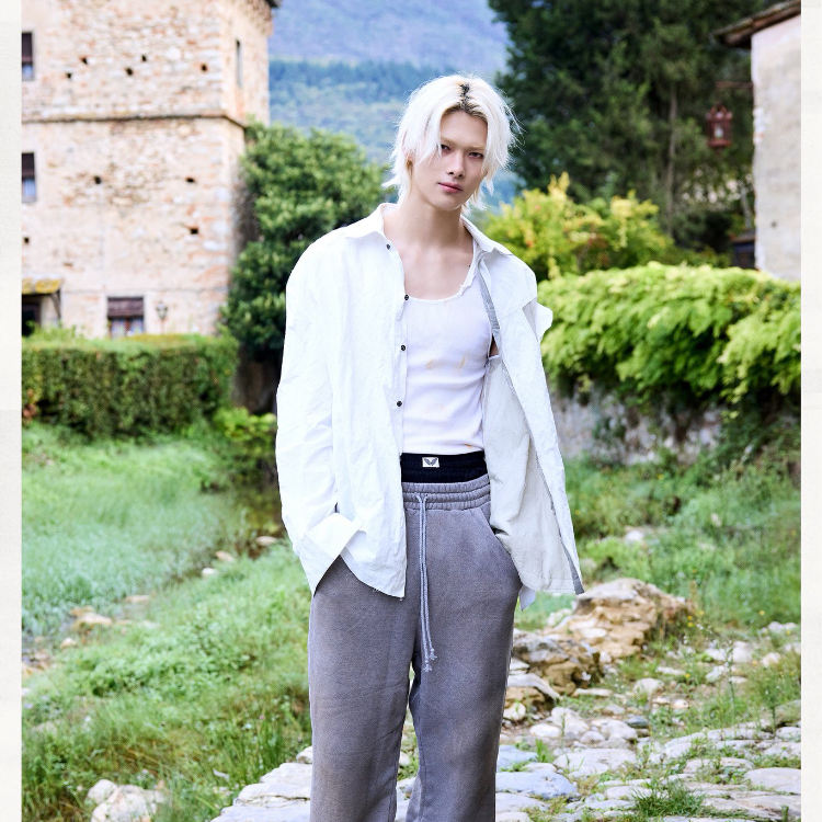 Foto aktivitas terbaru NI-KI (ENHYPEN)