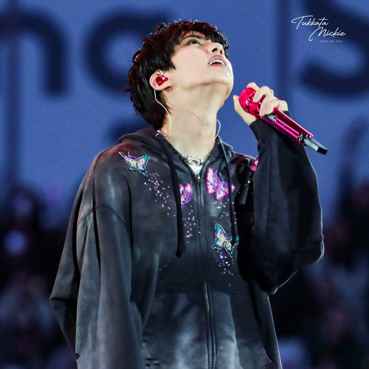 진 (방탄소년단)의 비하인드 컷