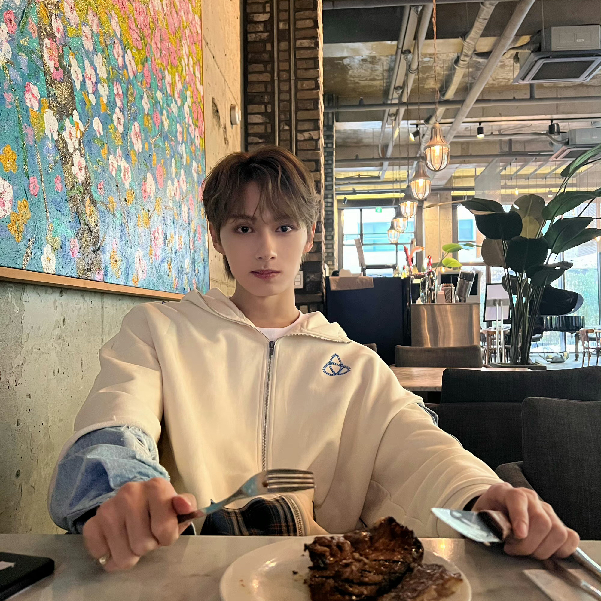 Foto aktivitas terbaru SEVENTEEN